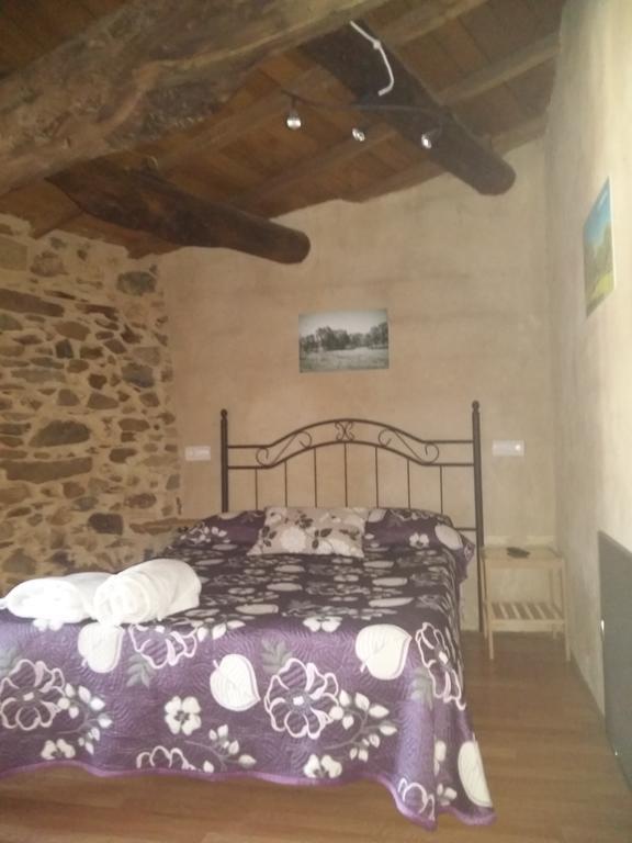 Hostal Casa Abuela ★★★ Grisuela Exterior foto
