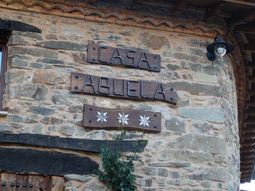 Hostal Casa Abuela ★★★ Grisuela Exterior foto
